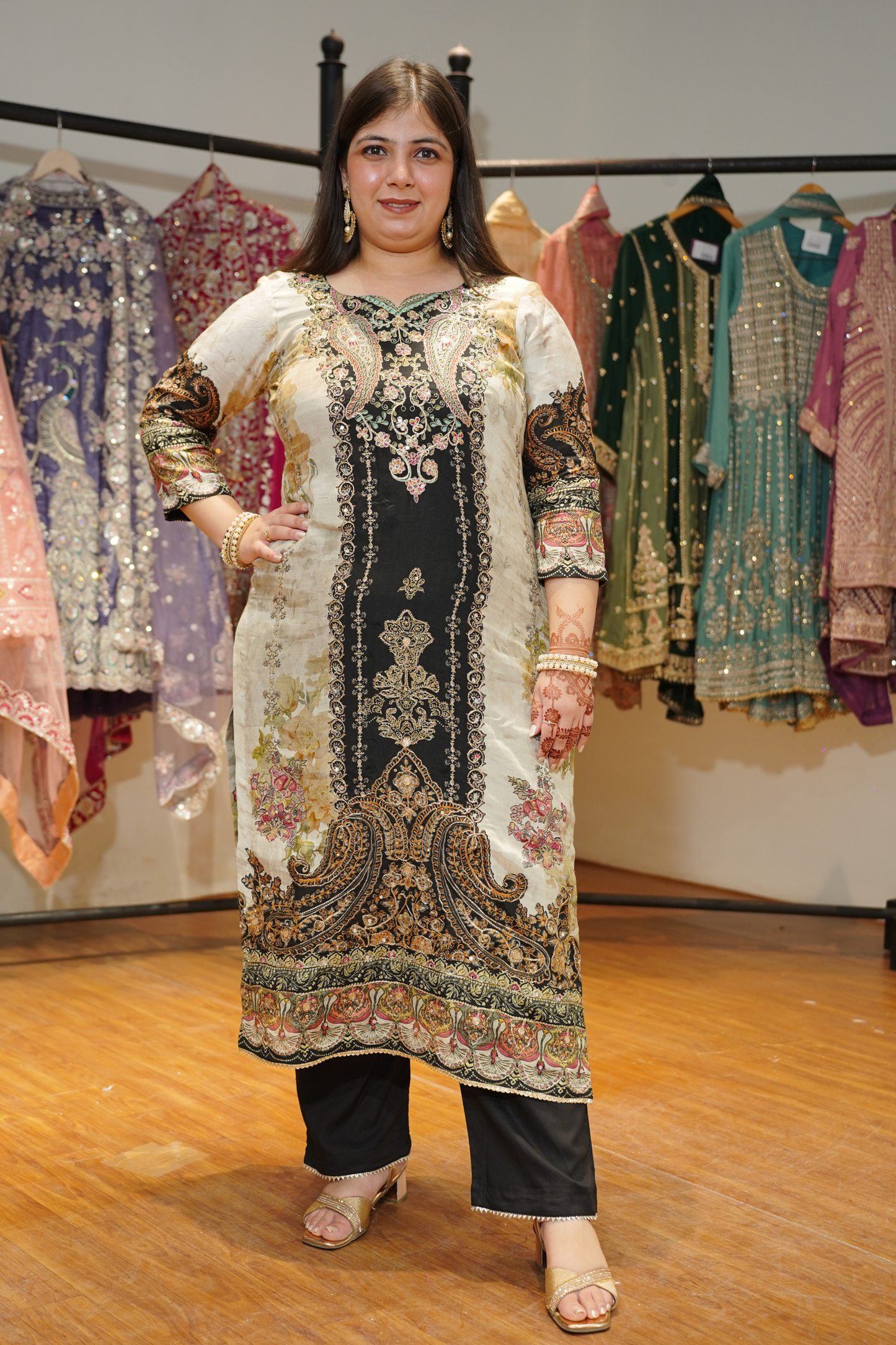Ivory Karachi Muslin Suit with Aari Work