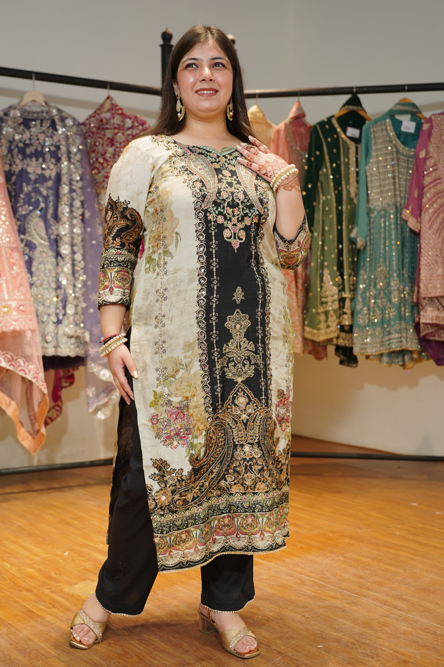Ivory Karachi Muslin Suit with Aari Work