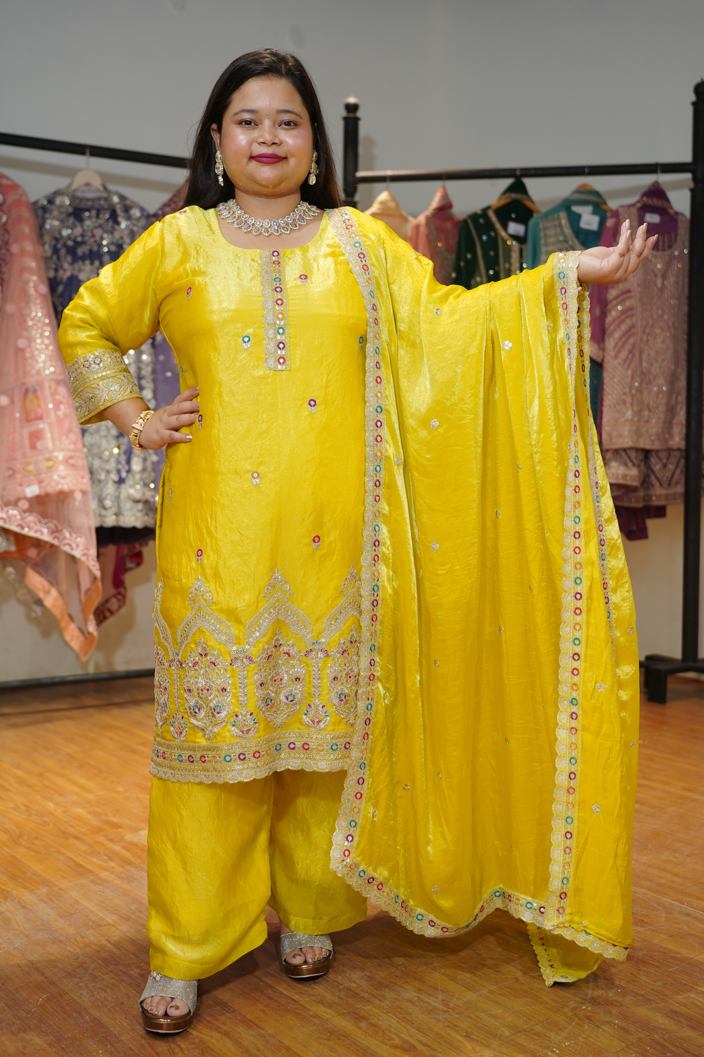 Noor Pallav Suit Set With Zari & Thread Embroidery