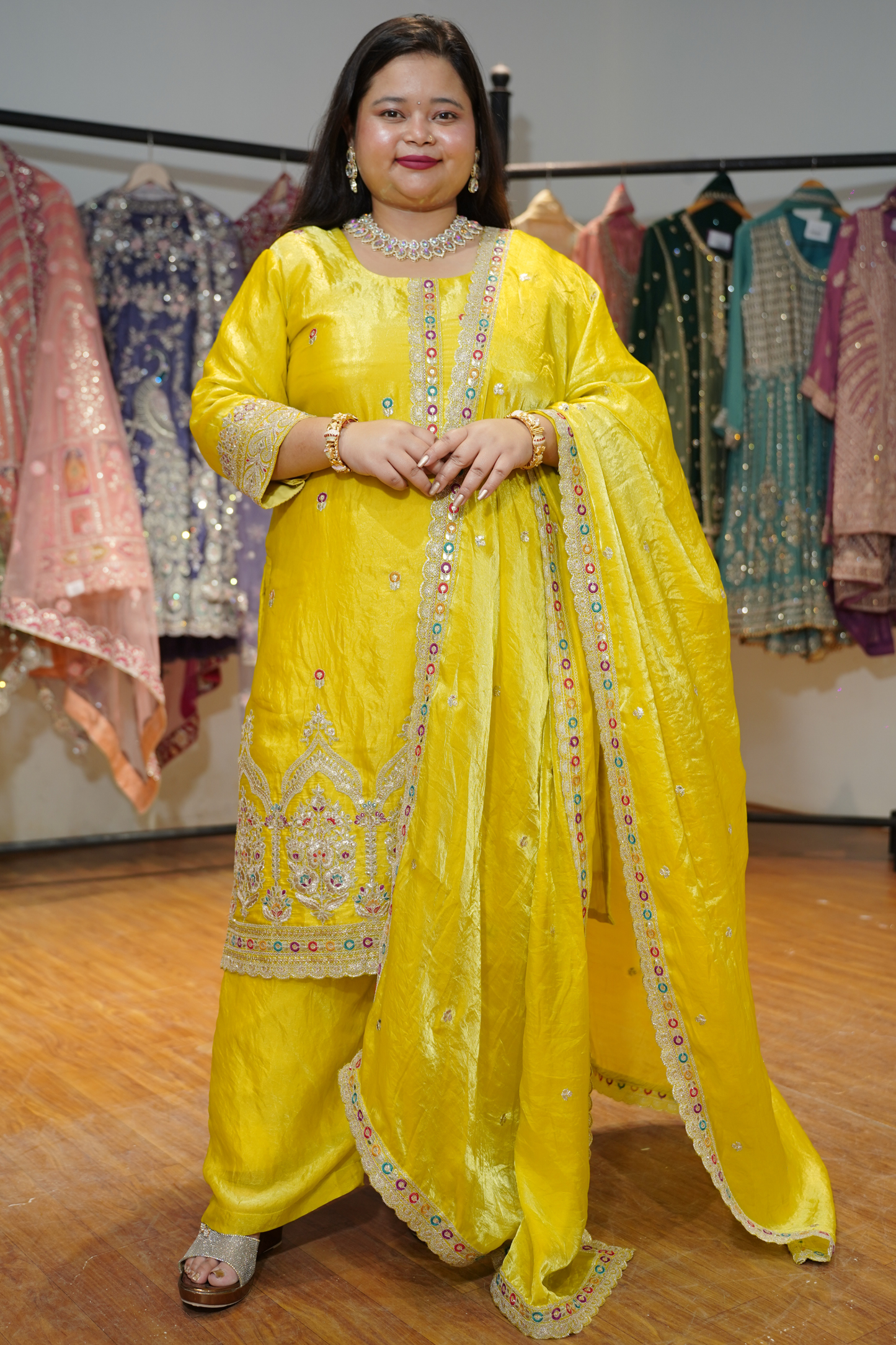 Noor Pallav Suit Set With Zari & Thread Embroidery