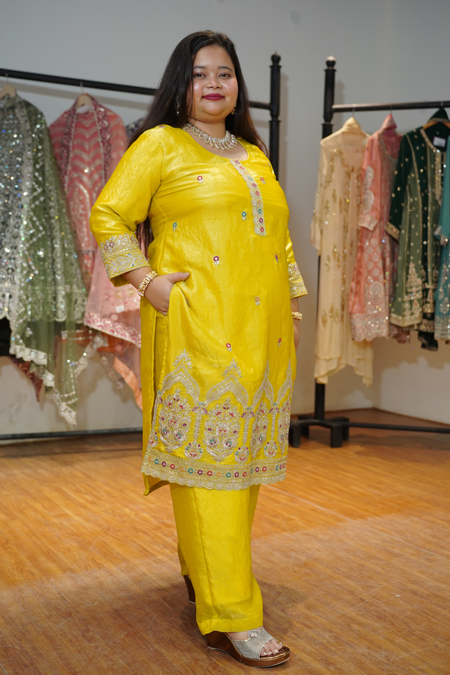 Noor Pallav Suit Set With Zari & Thread Embroidery