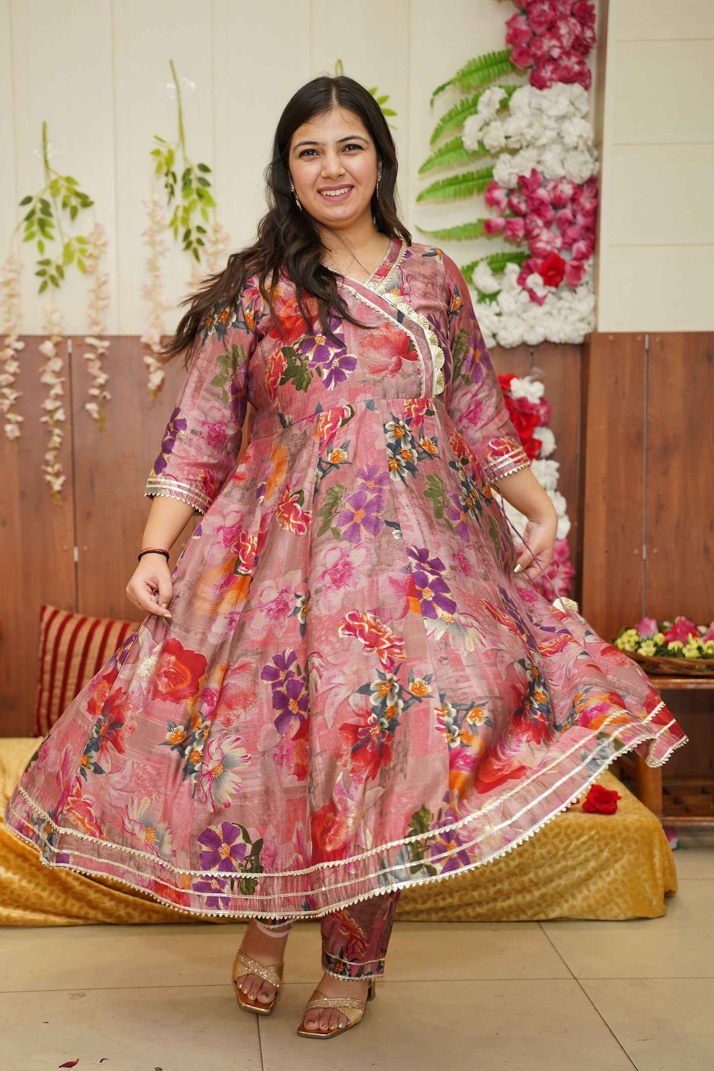 Onion Orchid Floral Anarkali Kurta