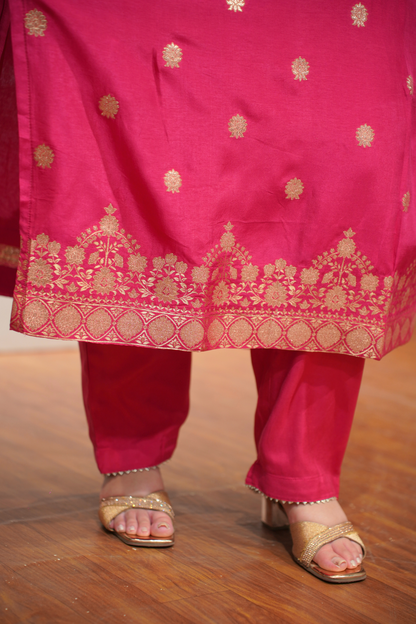 Rohini Pink Jacquard Silk Suit
