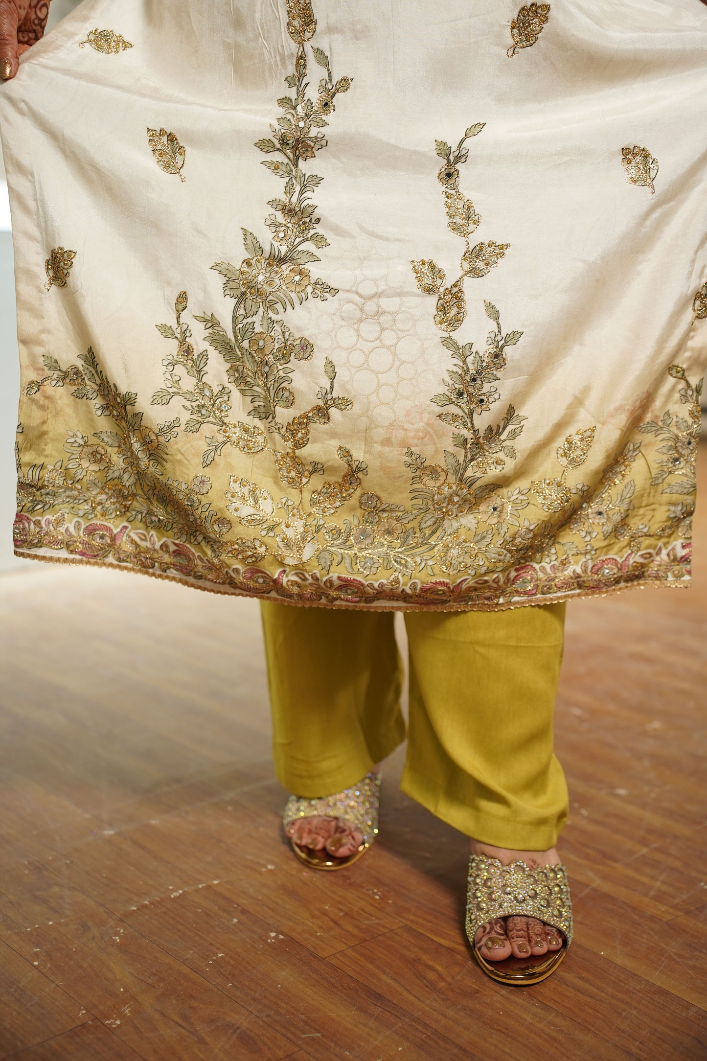 Sabaah Ombré Muslin with Aari Work