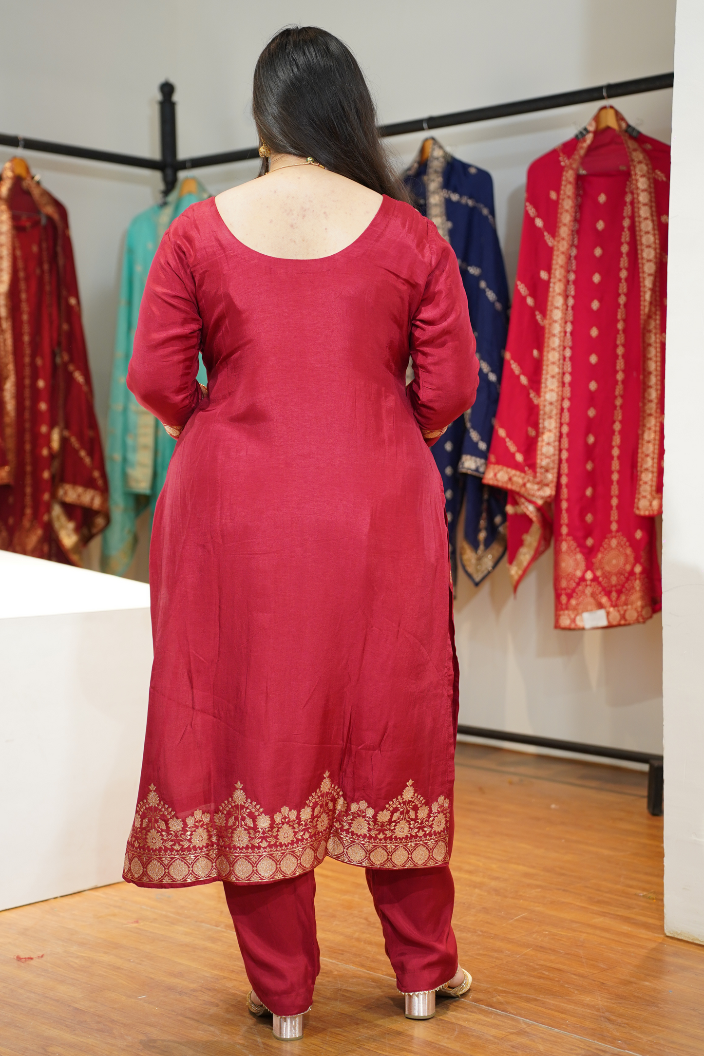 Vamika Maroon Jacquard Silk Suit