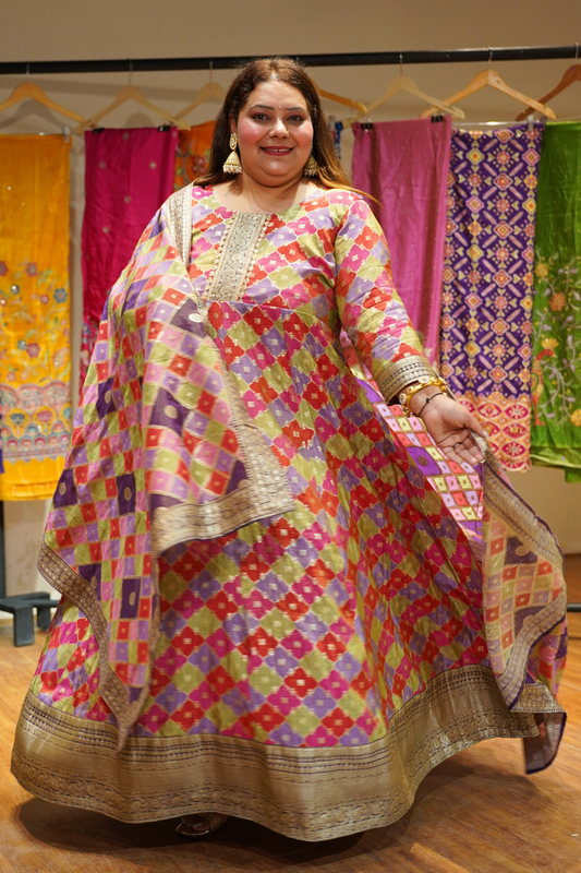 Yamika Jacquard Woven Silk Dress with Dupatta