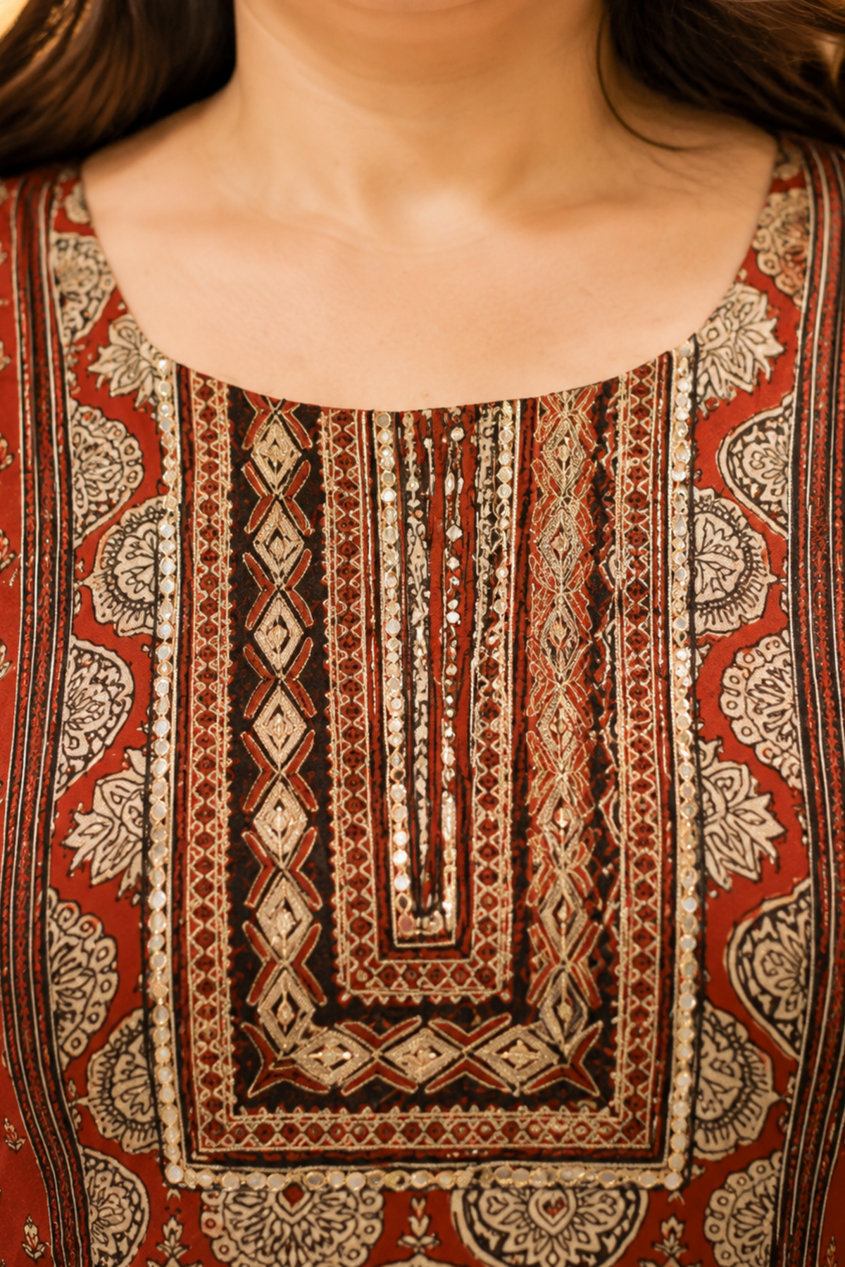 Zafraani Mehroon Crepe Suit With Mirror Work