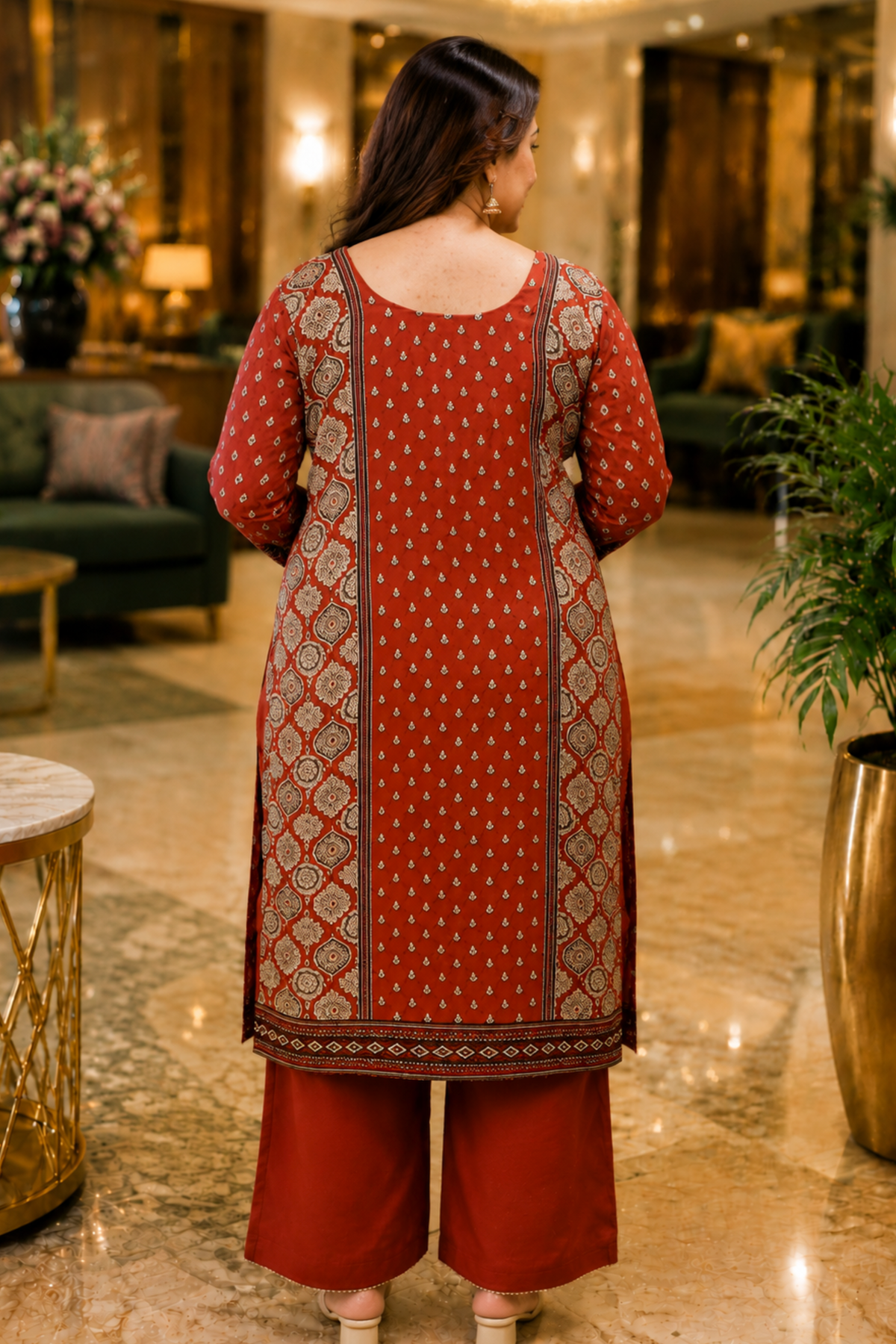 Zafraani Mehroon Crepe Suit With Mirror Work