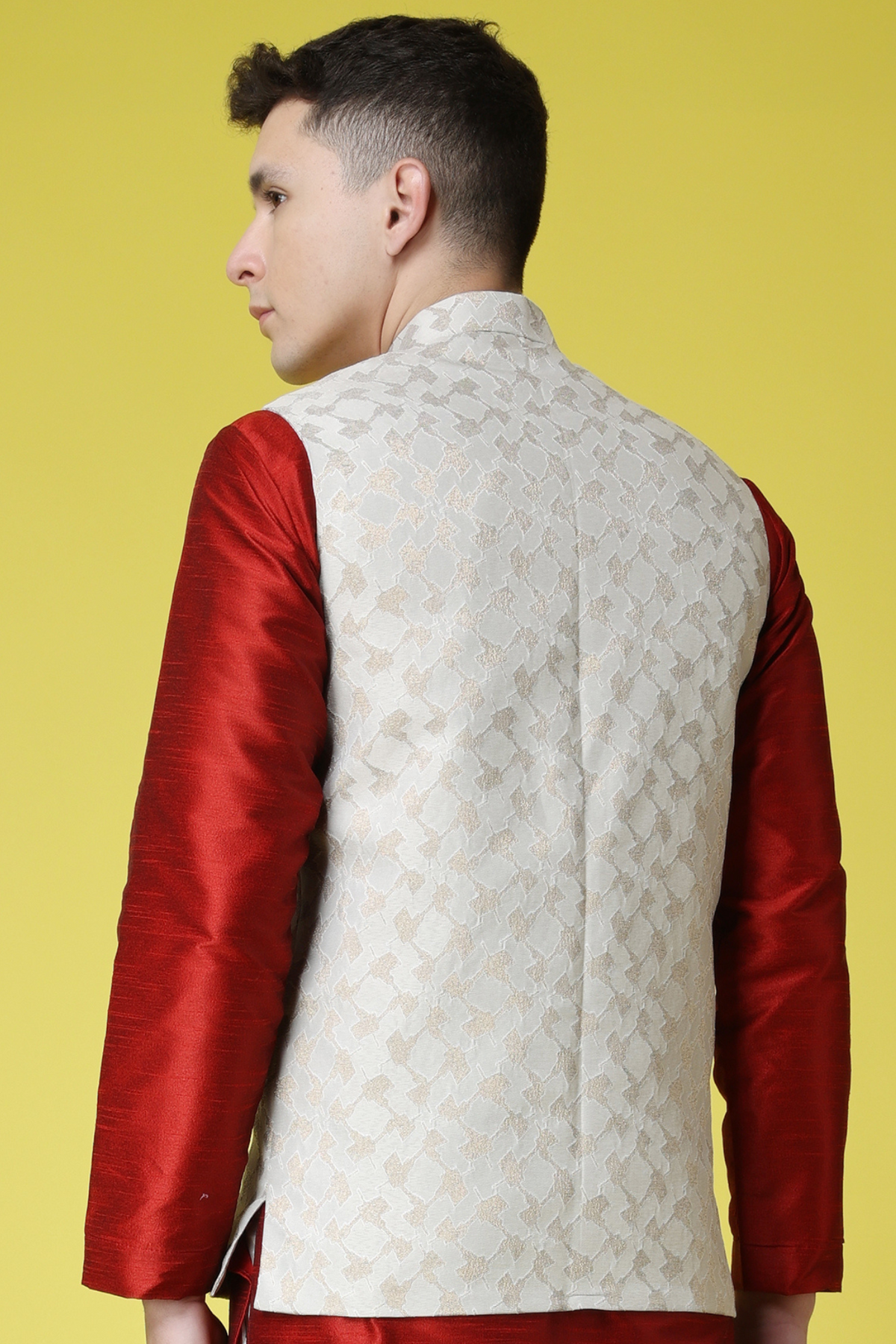 Buy Plus Size ​Ivory White Textured Vasket At Apella | Sizes XS to 10 XL | India | Free Delivery | Customized