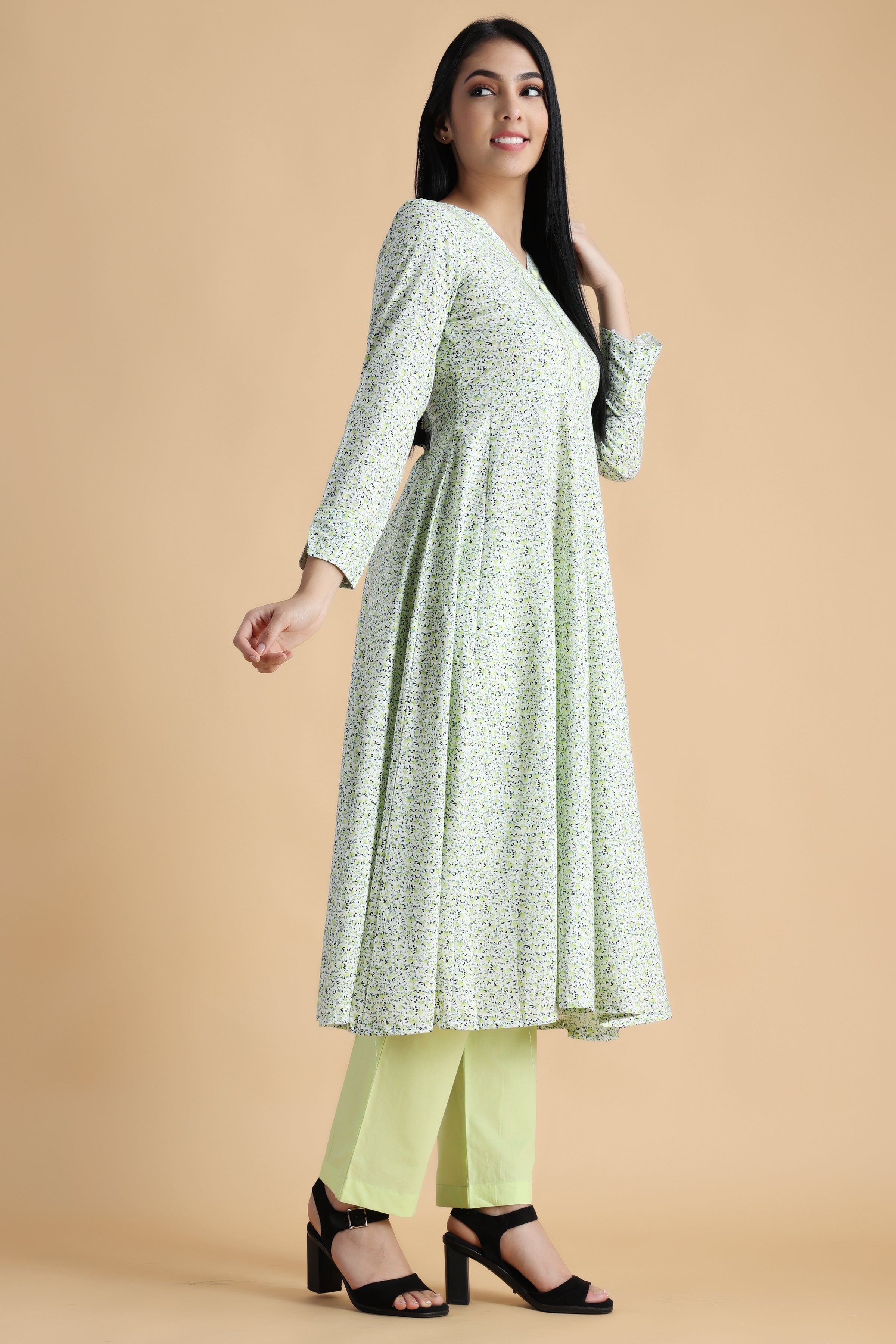 Anarkali Kurti Plus Size | Printed long gowns, Arab dress, Printed kurti