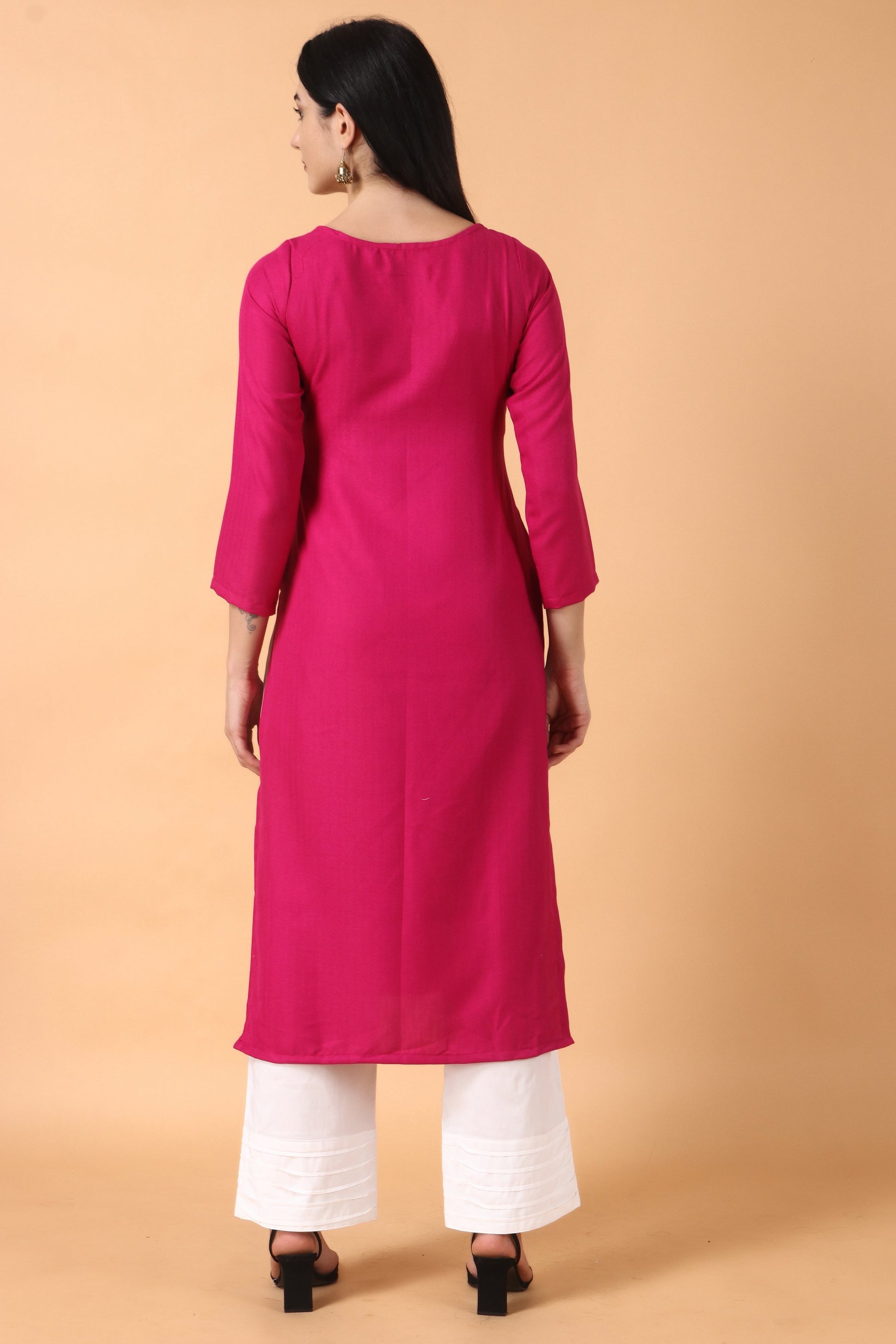 Women Plus Size White Embroidered Pink Woolen Kurta