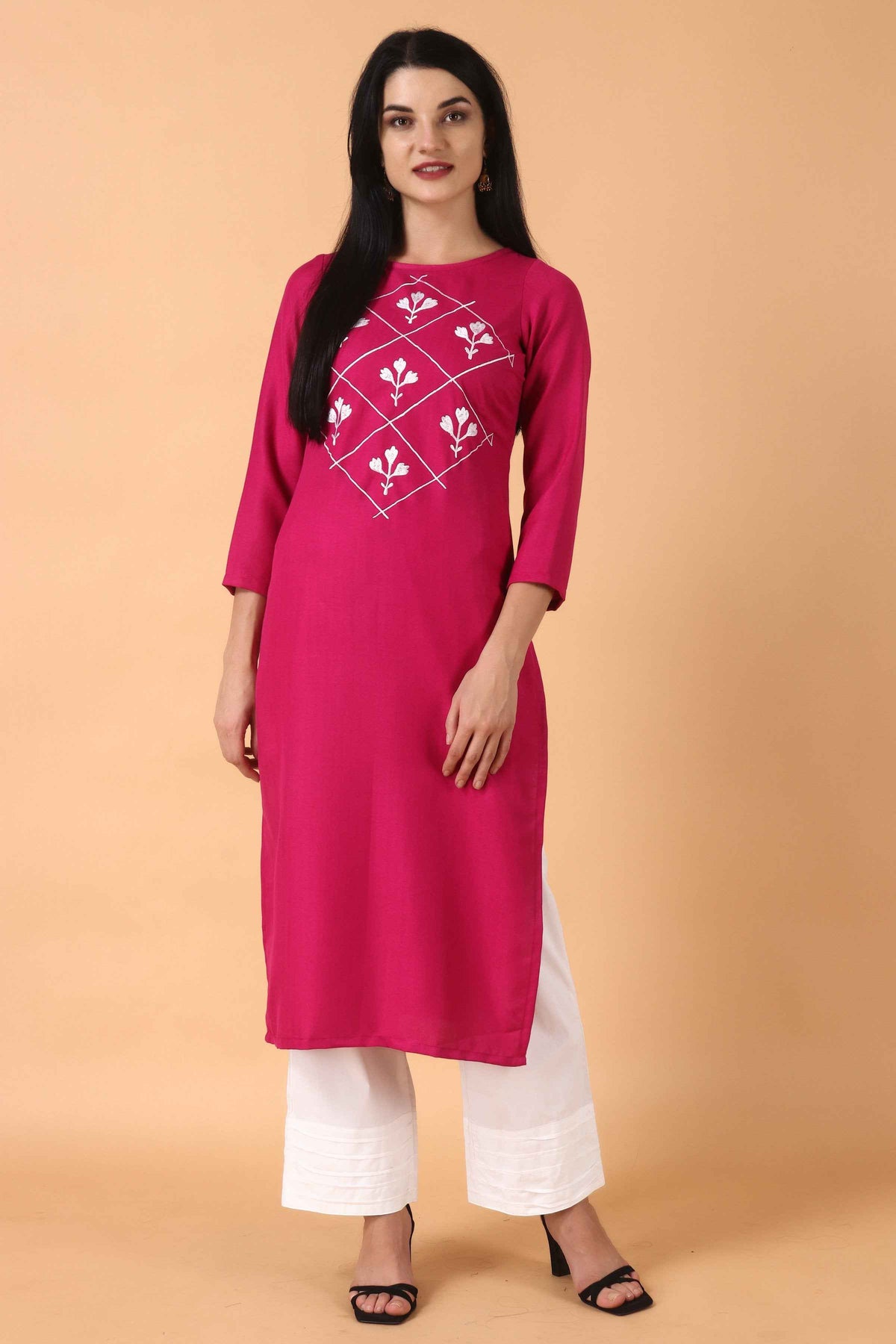 Buy Plus Size ​Pink Sniffle Woollen Kurta At Apella | Sizes XS to 10 XL | India | Free Delivery | Customized