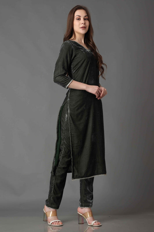 Buy Plus Size ​Stellar Green Velvet Suit At Apella | Sizes XS to 10 XL | India | Free Delivery | Customized