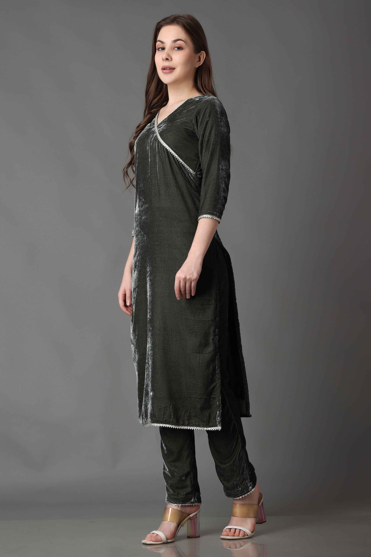 Buy Plus Size ​Stellar Green Velvet Suit At Apella | Sizes XS to 10 XL | India | Free Delivery | Customized