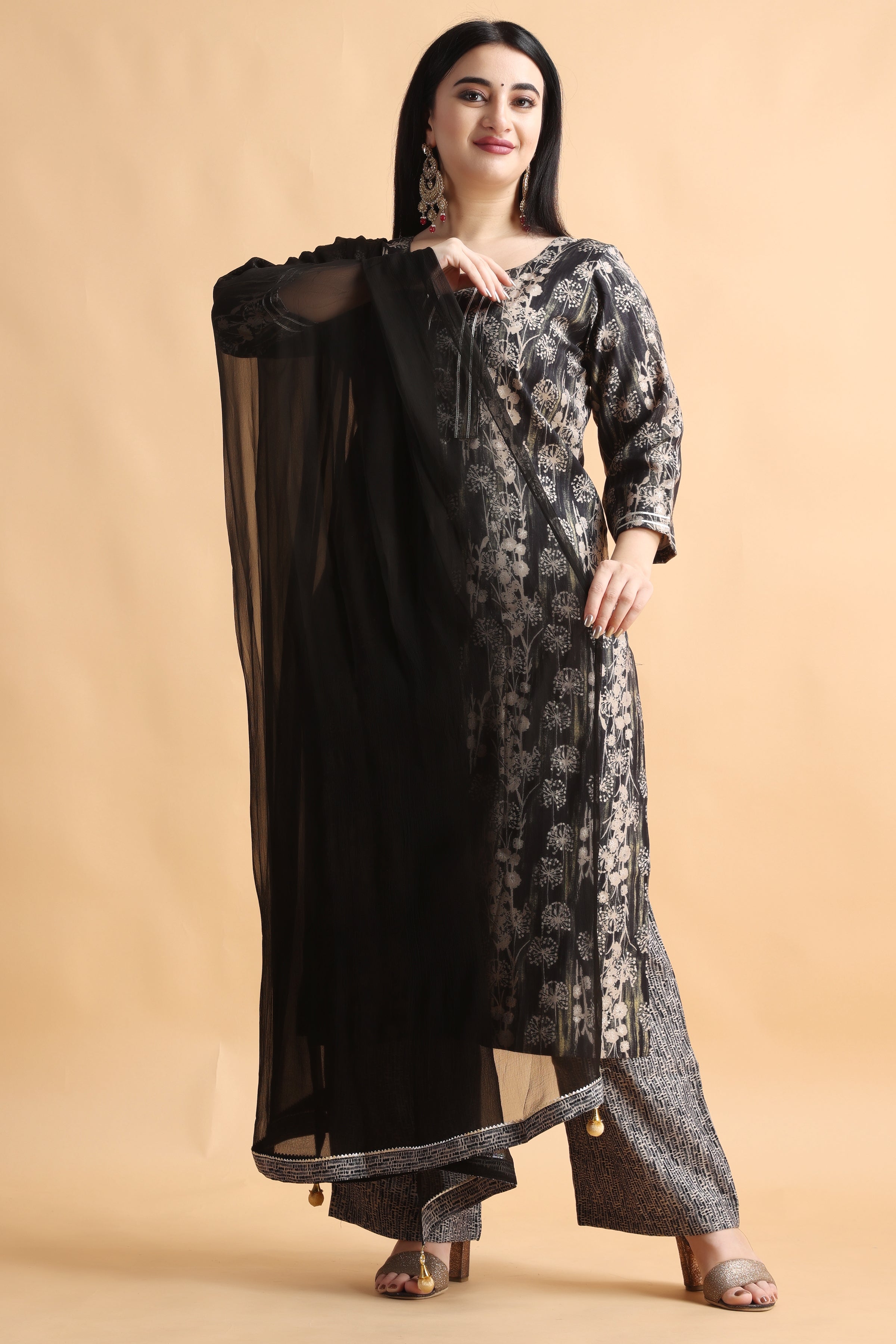 Beige Silk Chanderi Kurta And Pant Set | Black, Thread, Chanderi Silk,  Round, Three Fourth | Fashion, Kurta with pants, Types of sleeves