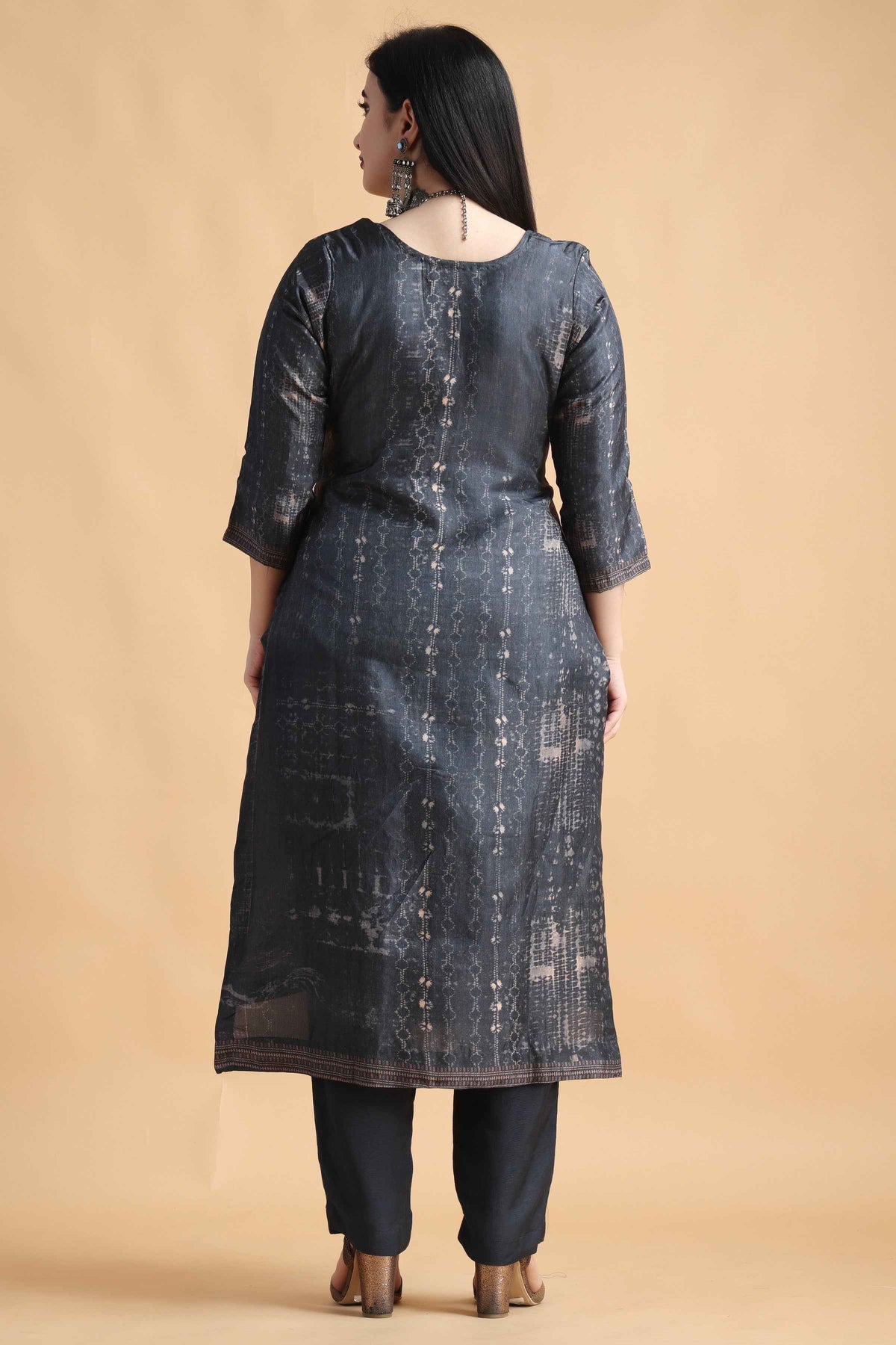Buy Plus Size ​Gravel Grey Digital Printed Suit At Apella | Sizes XS to 10 XL | India | Free Delivery | Customized
