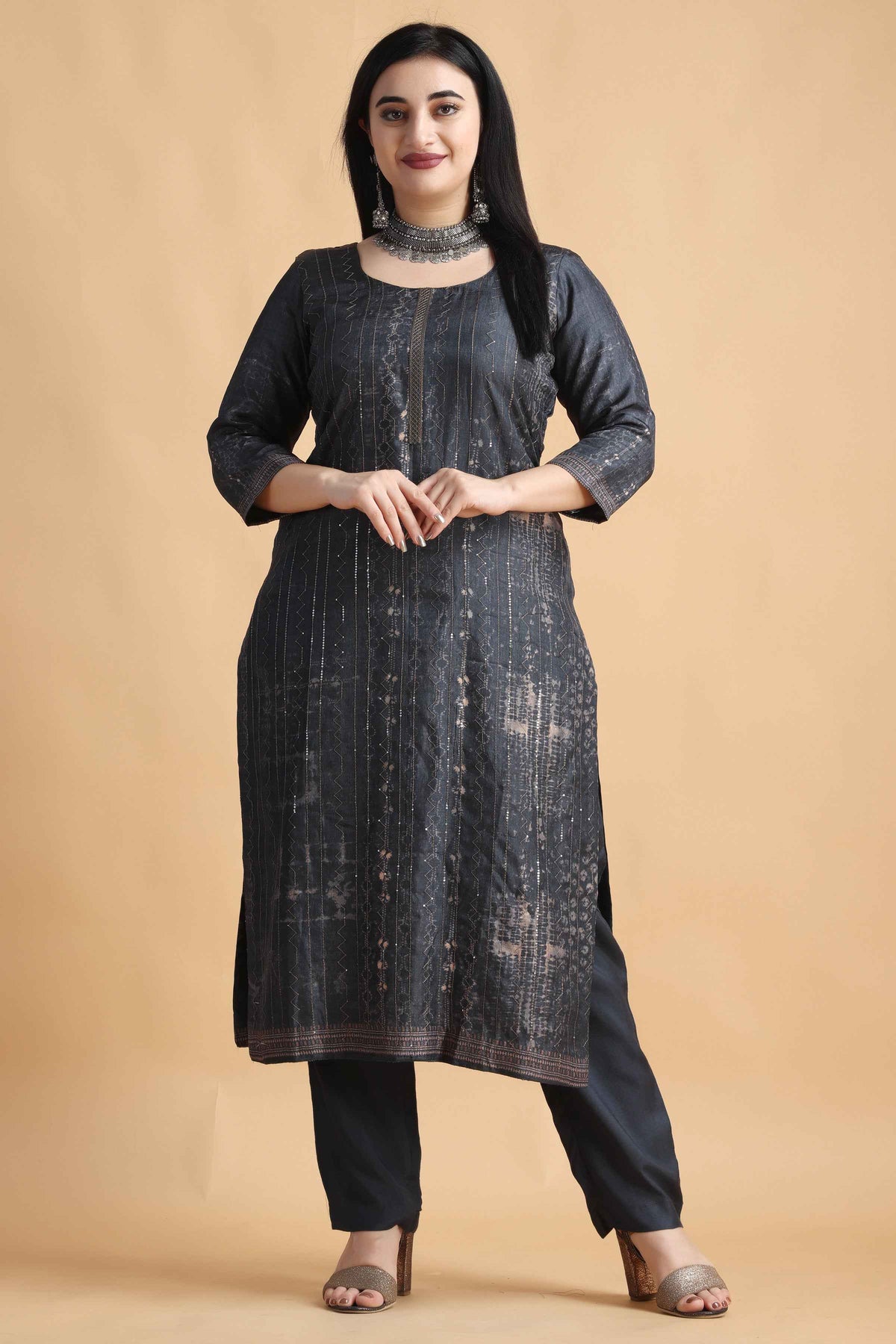 Buy Plus Size ​Gravel Grey Digital Printed Suit At Apella | Sizes XS to 10 XL | India | Free Delivery | Customized