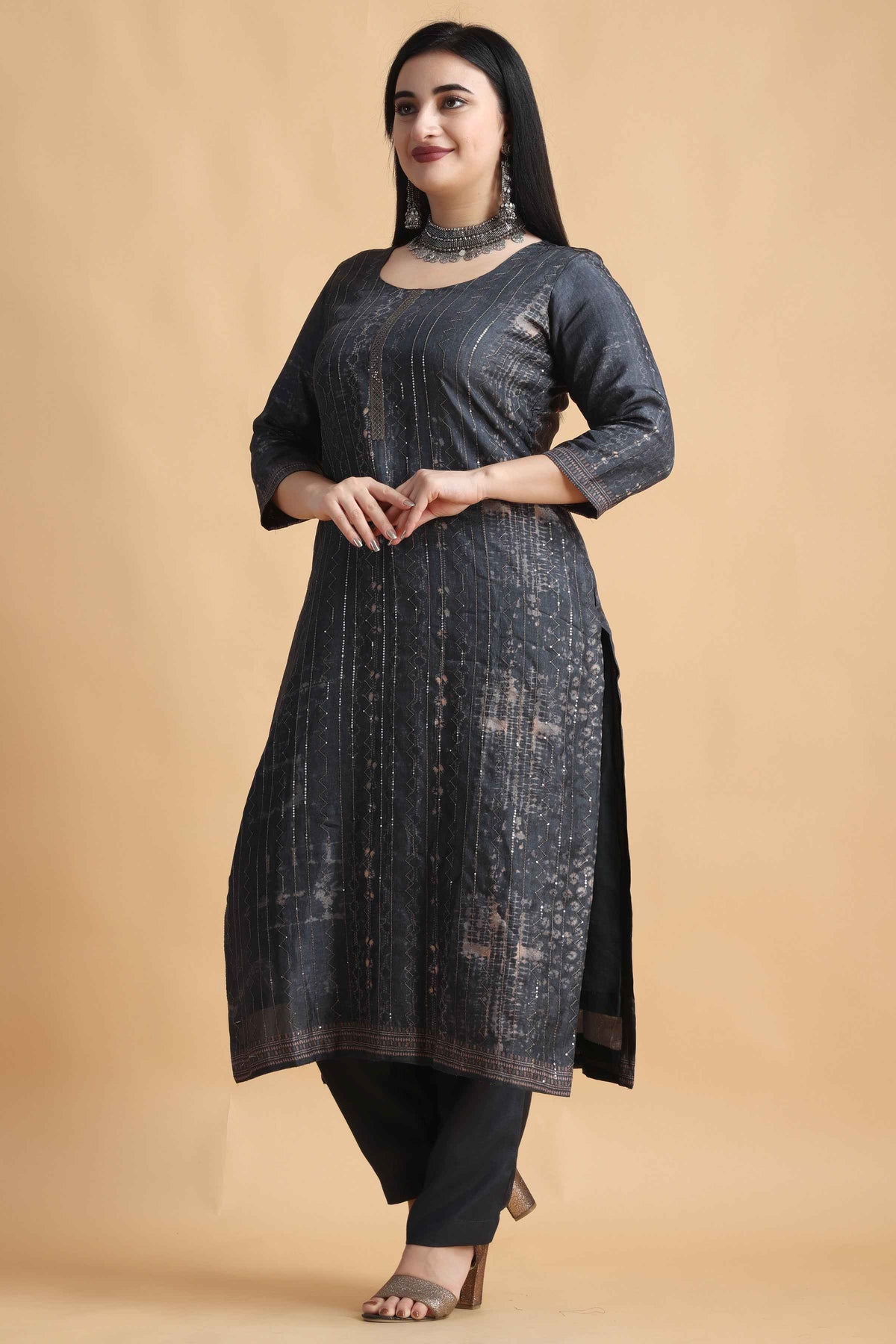 Buy Plus Size ​Gravel Grey Digital Printed Suit At Apella | Sizes XS to 10 XL | India | Free Delivery | Customized