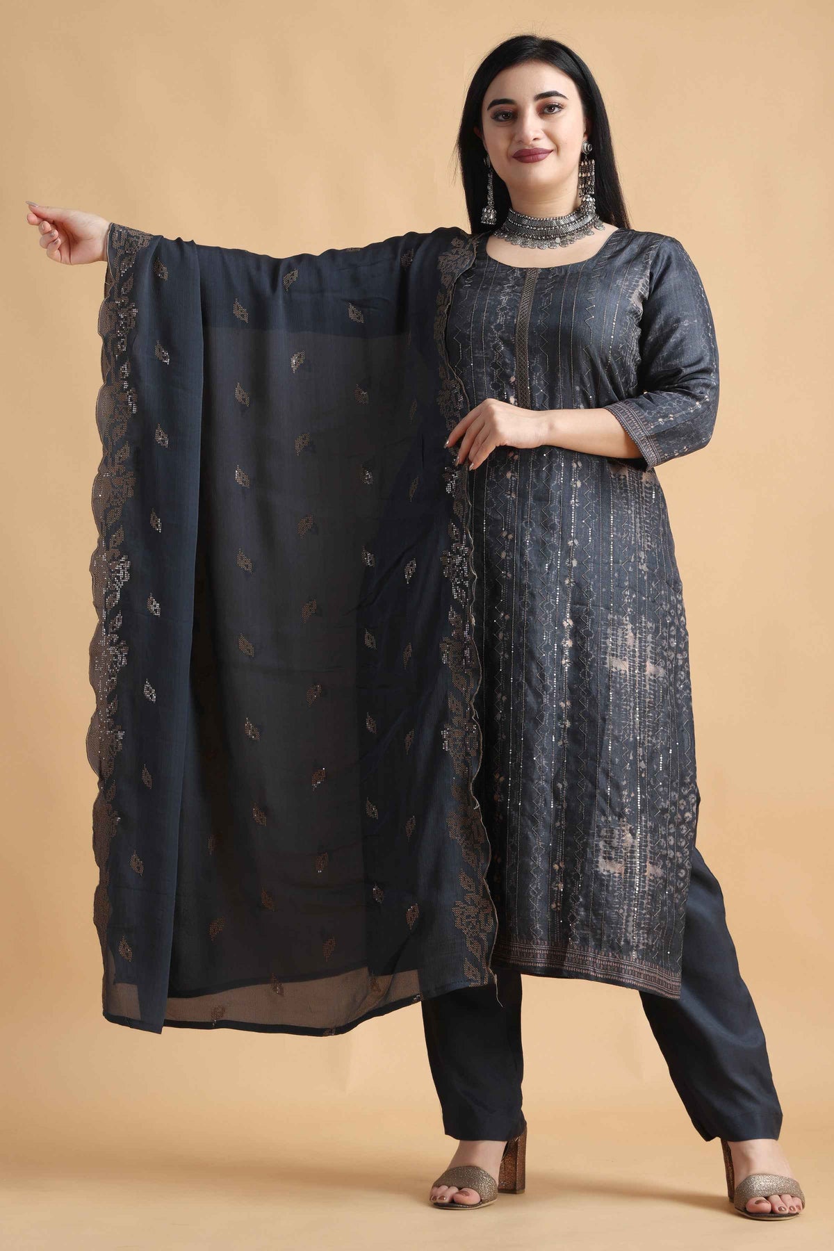 Buy Plus Size ​Gravel Grey Digital Printed Suit At Apella | Sizes XS to 10 XL | India | Free Delivery | Customized