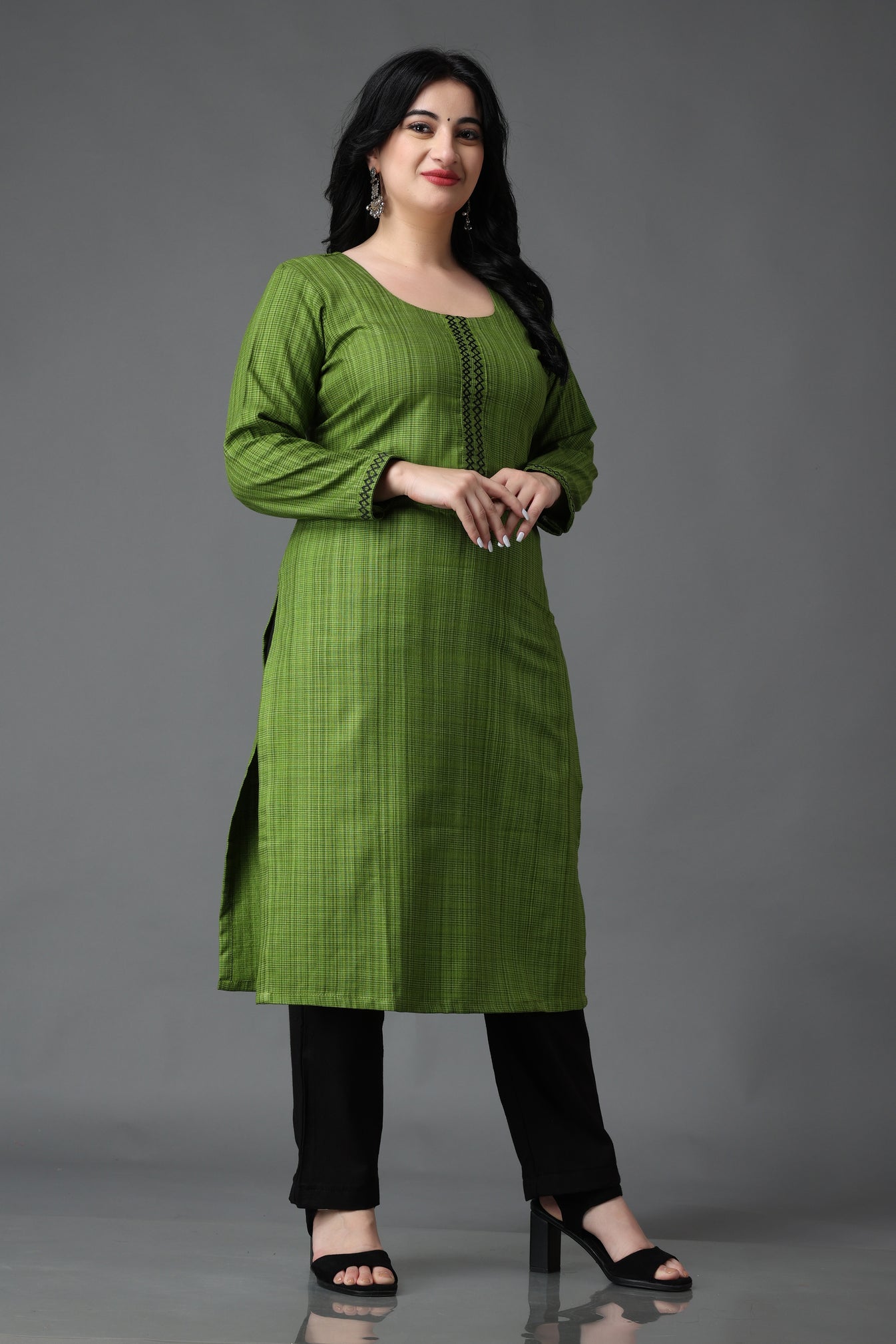 Women Plus Size Green Woollen Kurta Set- Apella