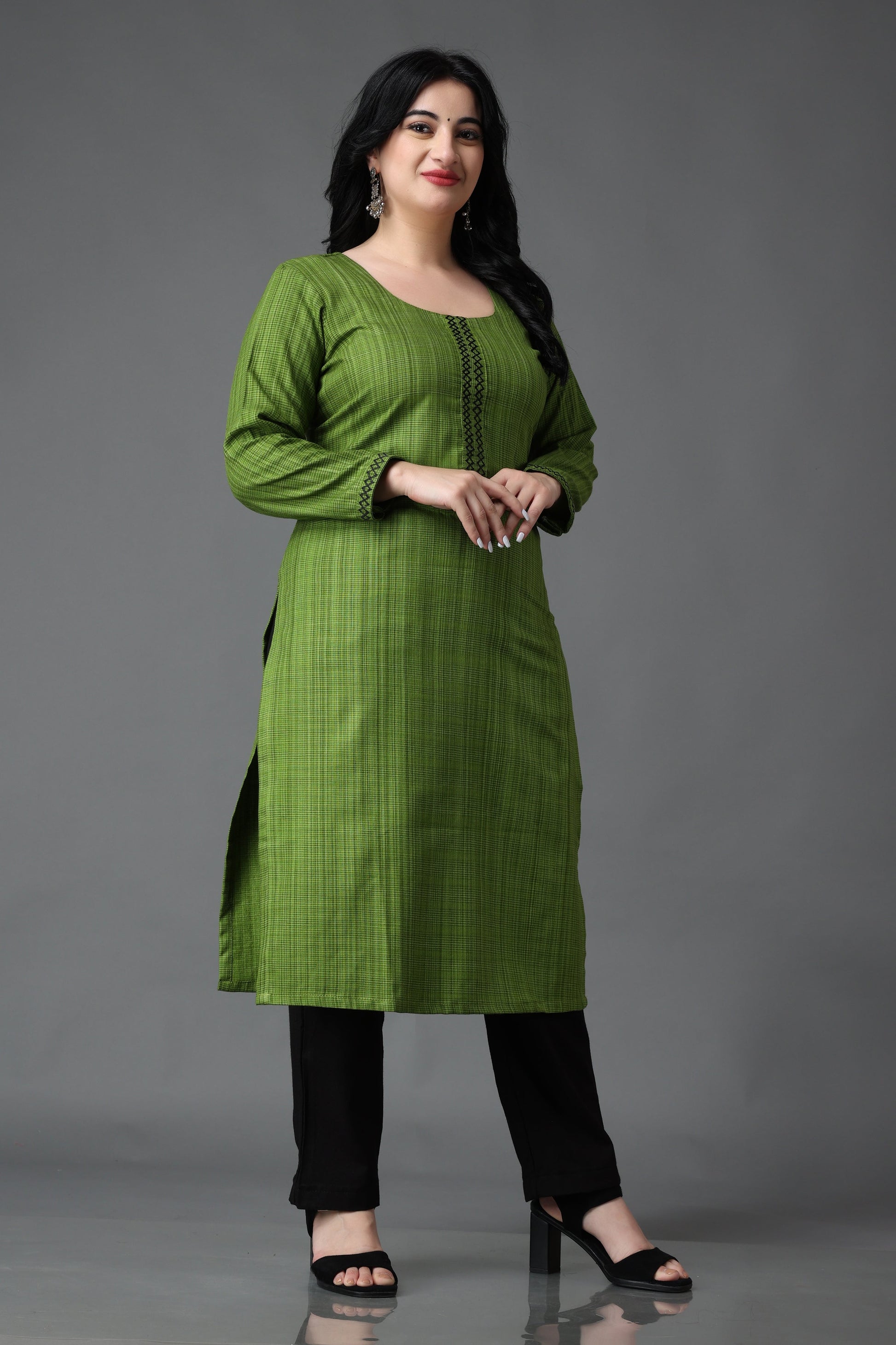 Women Plus Size Green Woollen Kurta