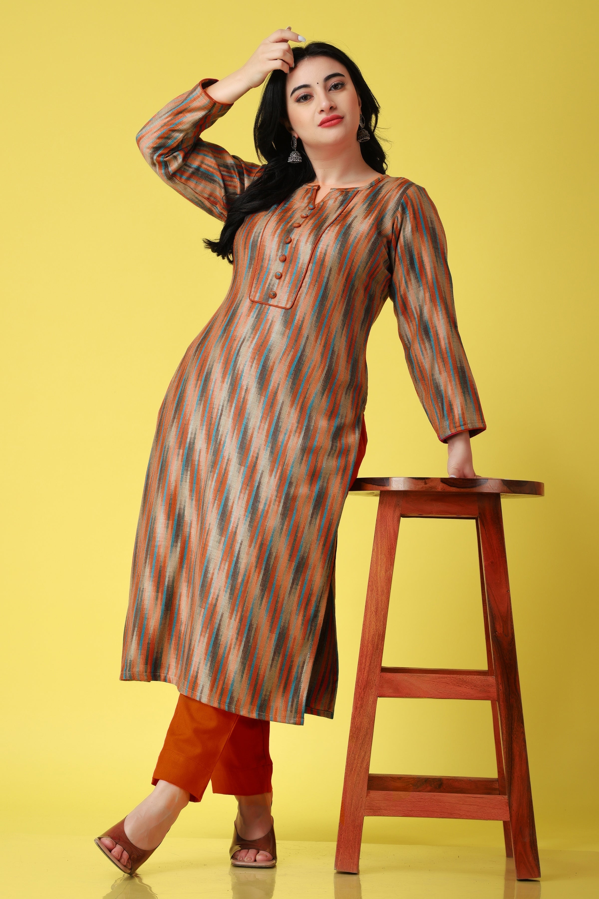 WOOLEN CHECK winter kurti with Collared neck