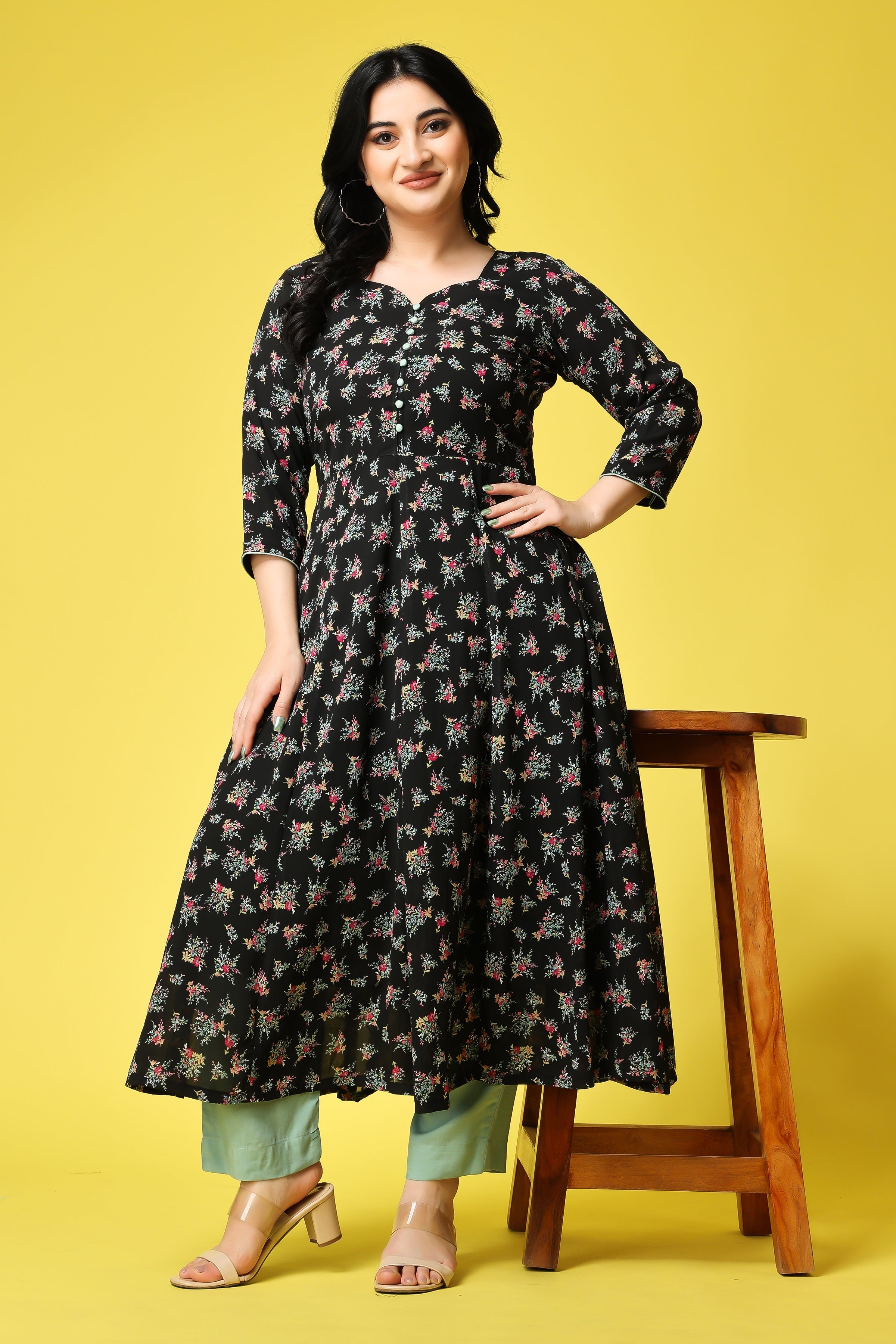 Designer Cotton Anarkali Kurti/Long Kurti With Beautiful Shrug Set For  Women & Girls||Gown Kurti||Cotton Gown Set|… | Christmas party wear,  Fashion, Ethnic fashion