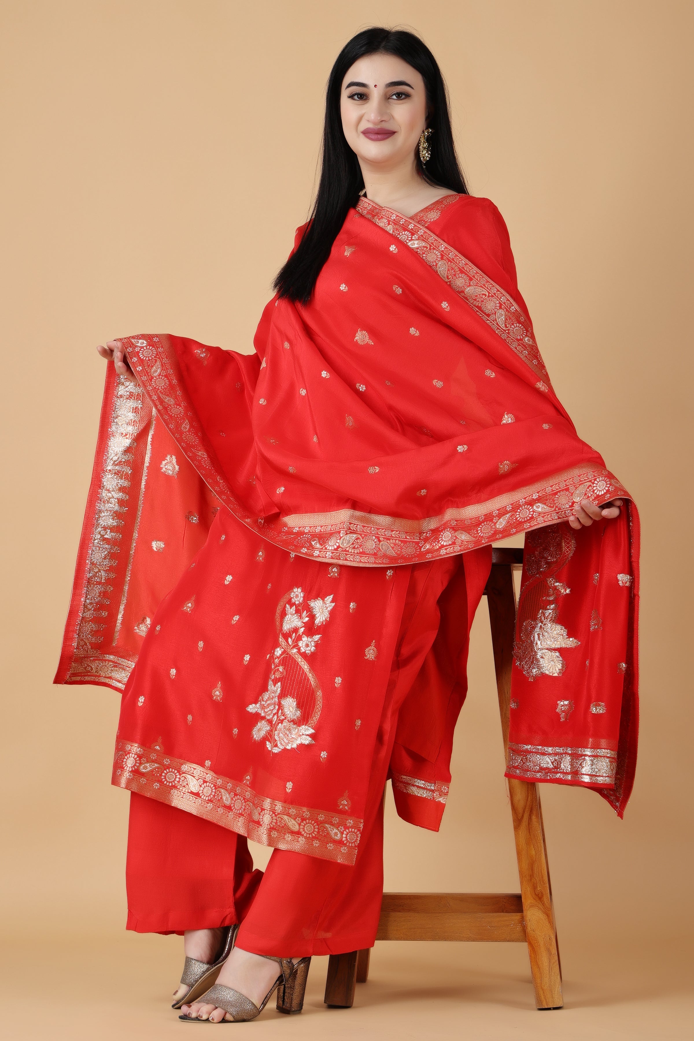 Karwa Chauth Sarees | Karva Chauth Dresses Online - IGP