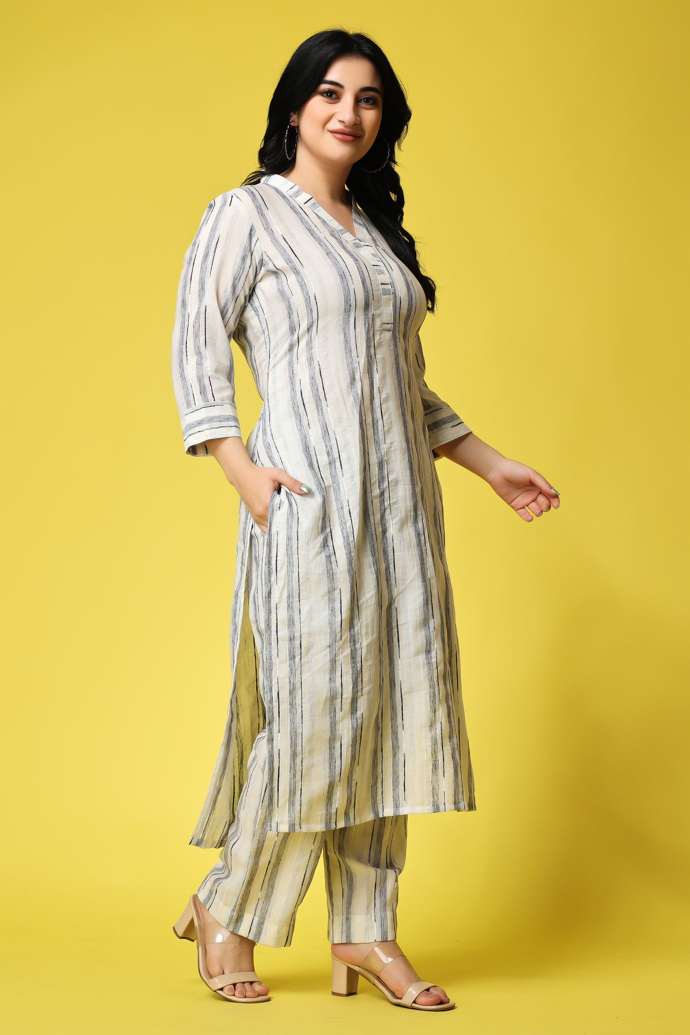Buy Arayna Womens Cotton Printed Straight Kurti Palazzo Pants Set with  Dupatta online  Looksgudin