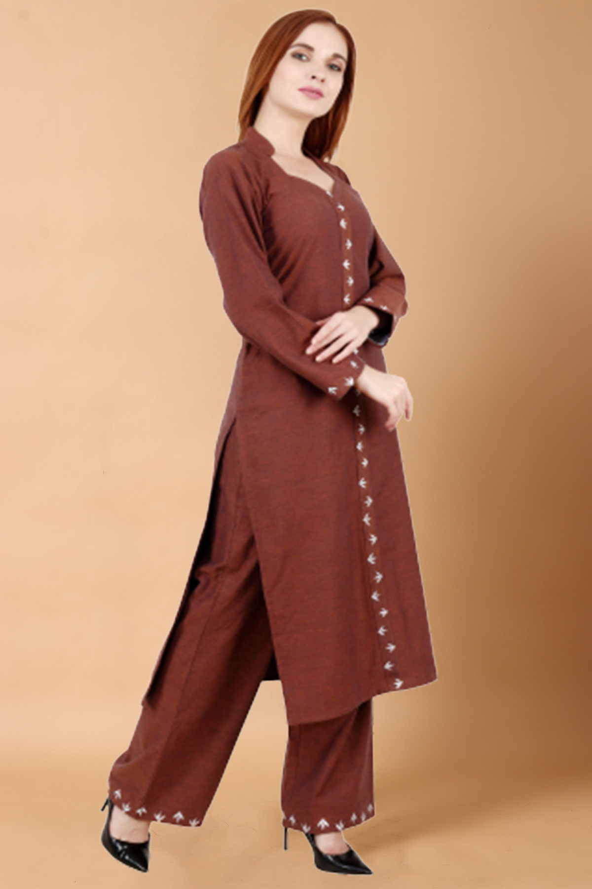 Buy Plus Size ​Brown Detailed Woollen Kurta At Apella | Sizes XS to 10 XL | India | Free Delivery | Customized